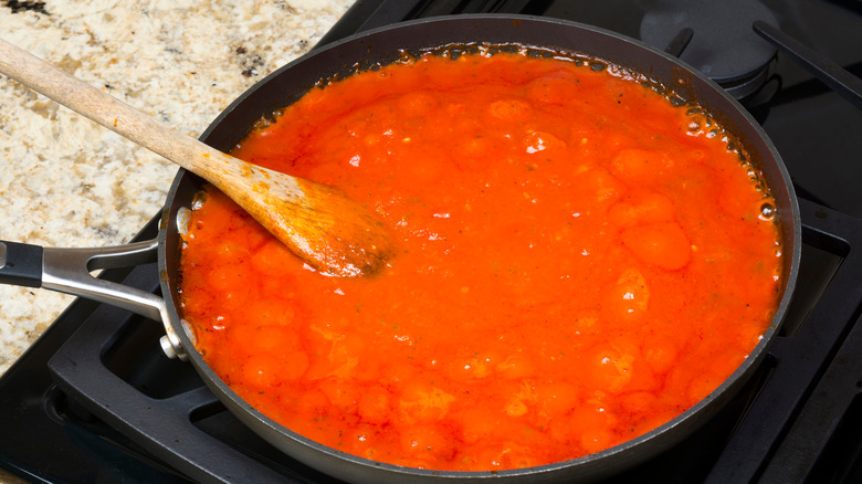 Marinara sauce simmering