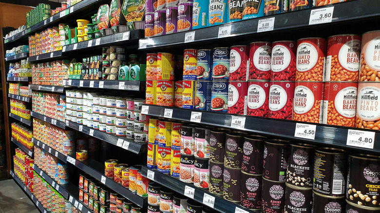 Supermarket canned food aisle