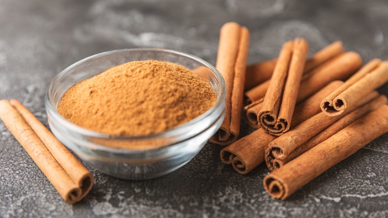 cinnamon sticks with ground spice