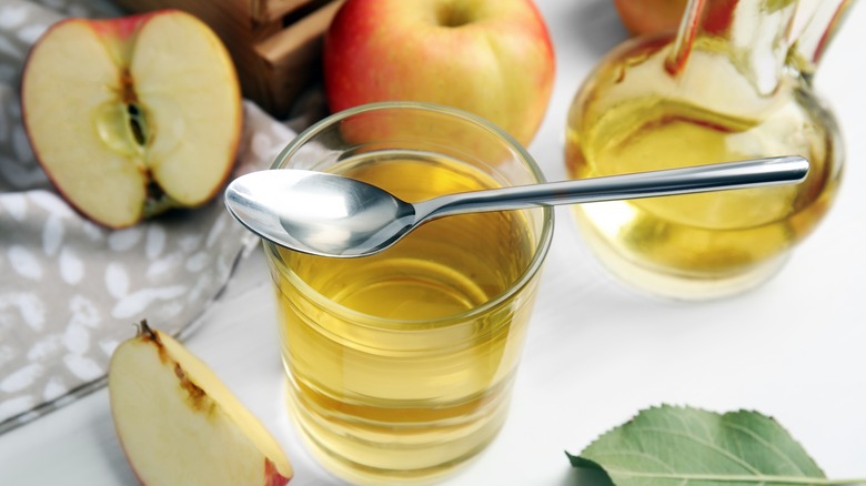 Apple cider vinegar