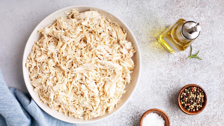 bowl of shredded chicken breast