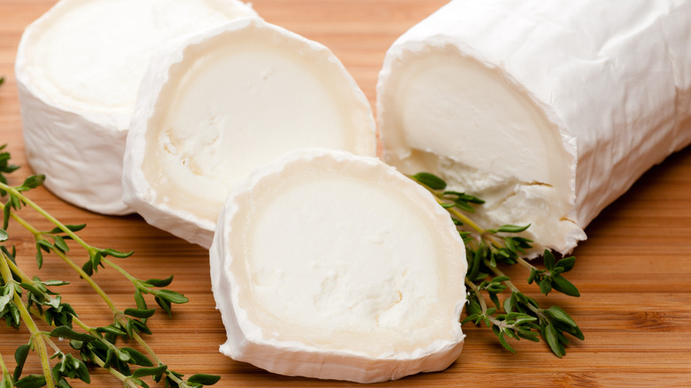 Goat cheese with fresh thyme