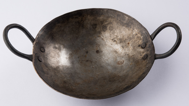 karahi vessel