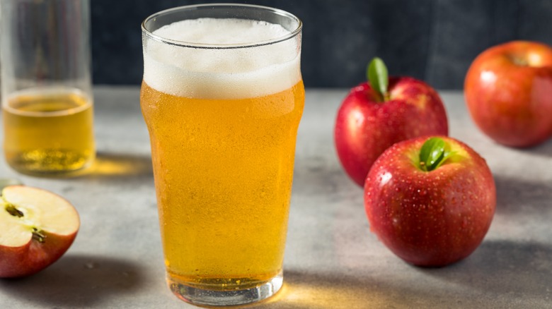 hard cider and apples