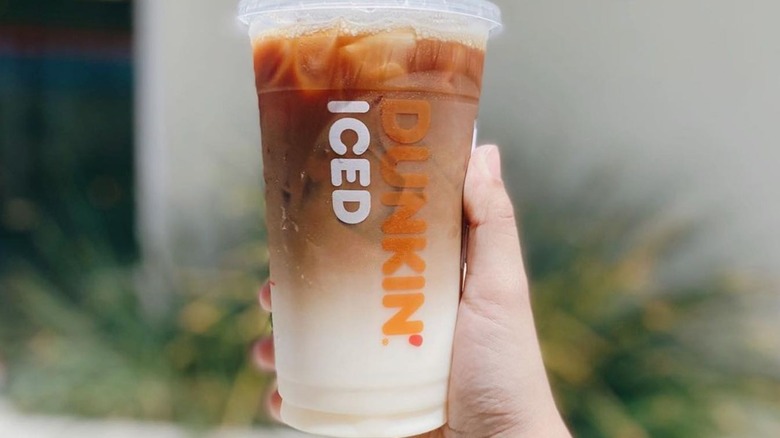 dunkin iced coffee with oatmilk