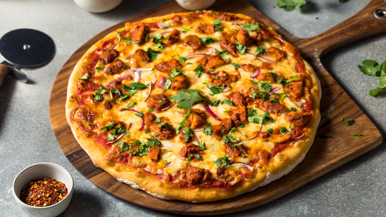 Chicken tikka masala pizza