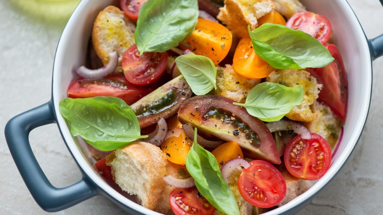 panzanella salad in a pot