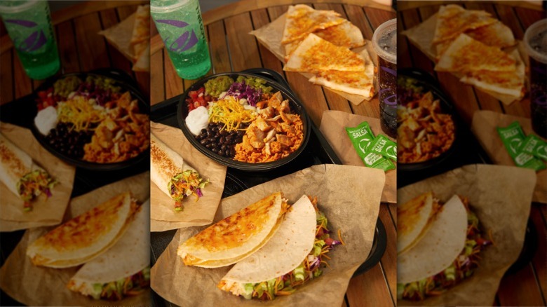 Taco Bell cantina chicken menu items