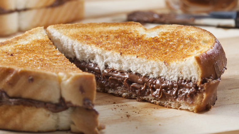 nutella sandwich