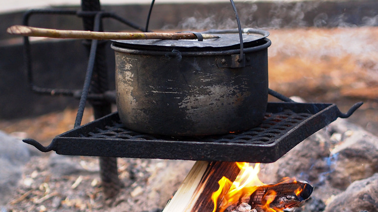 dutch oven. cooking over campfire