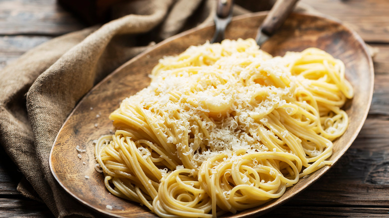 spahgetti with cheese and butter