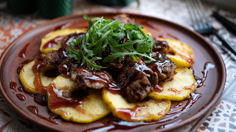 baked liver and apples