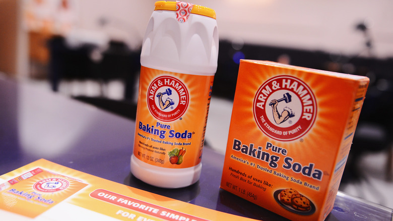 Arm & Hammer baking soda 