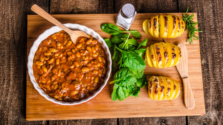 cowboy beans with potatoes 