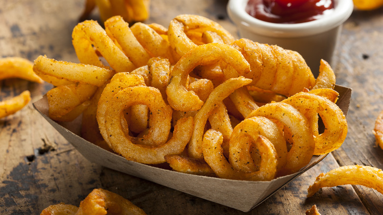 Seasoned curly fries