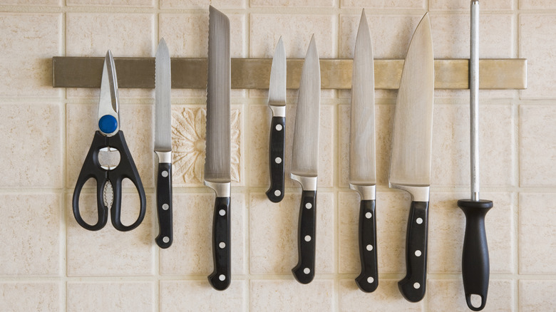 The Clever Knife Storage Hack You May Not Have Thought Of