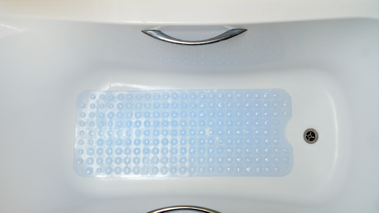 Non-slip shower mat