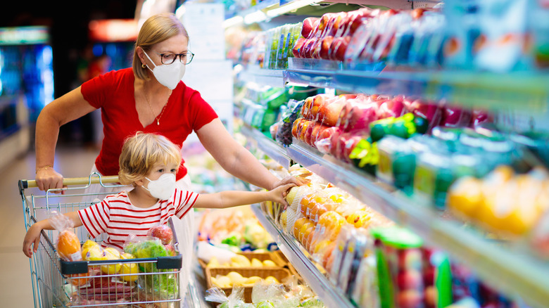 Grocery shoppers