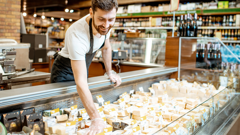 Shop selling certified cheeses