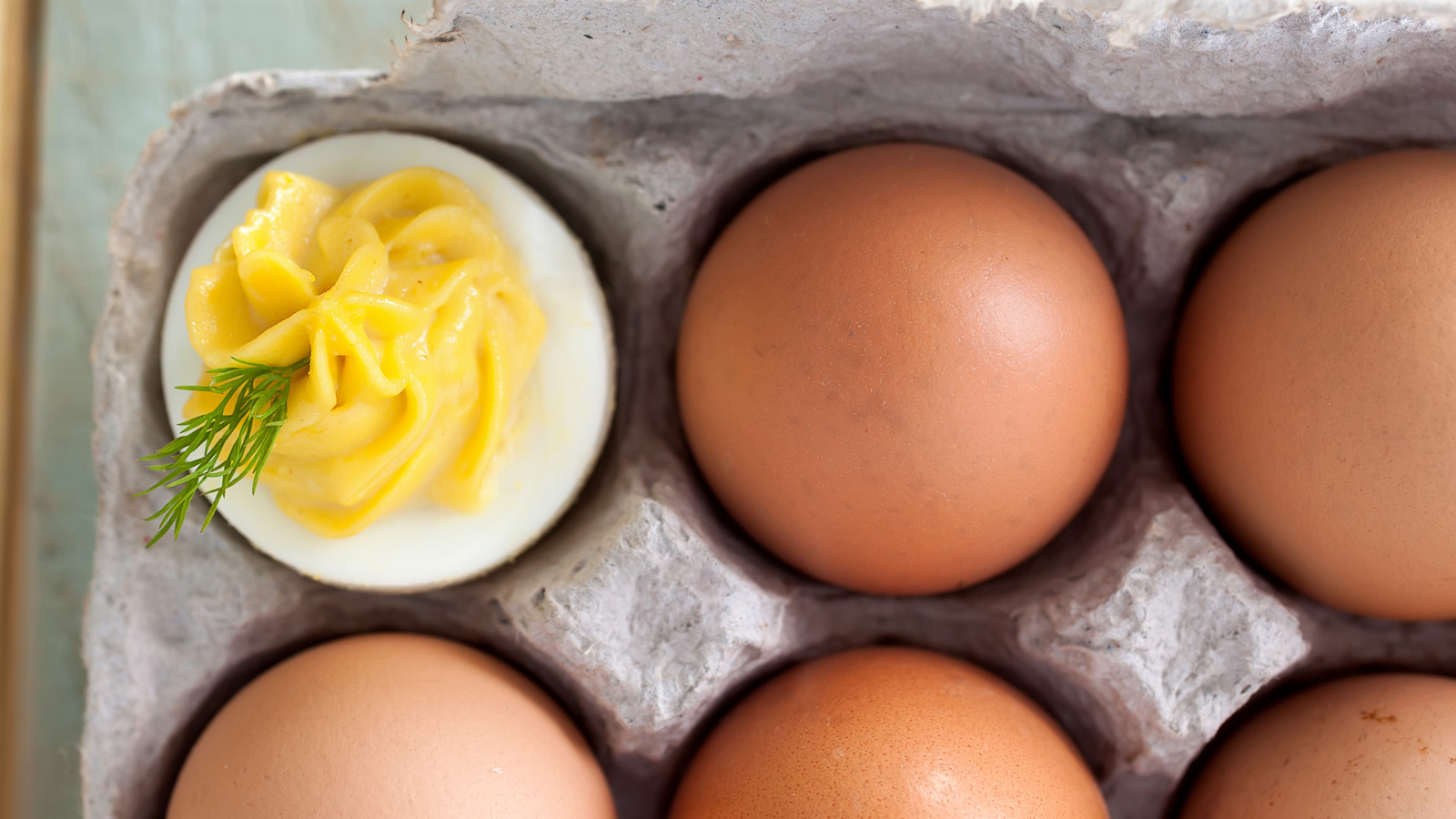 The Best way to Store & Transport Deviled Eggs – Health Starts in the  Kitchen