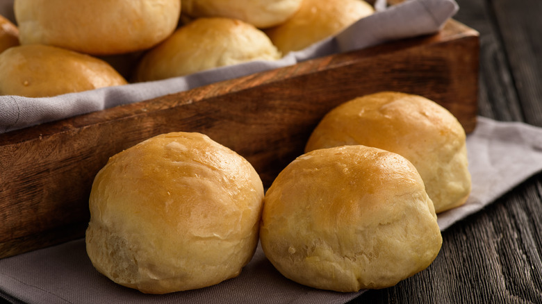 potato rolls in wooden box