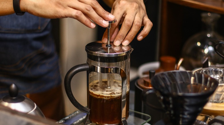 Making coffee with French press