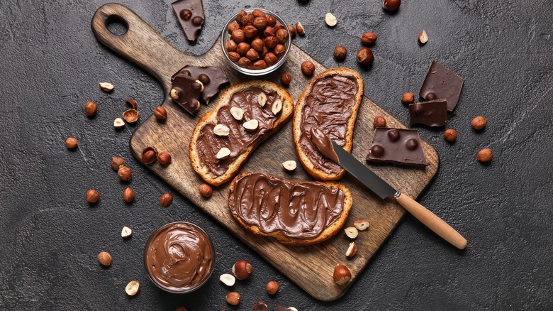 chocolate hazelnut sandwich ingredients