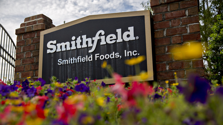 Smithfield Foods sign