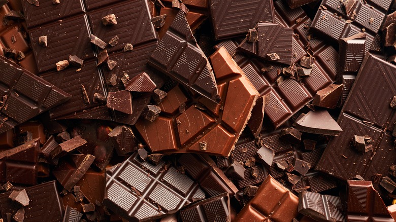 Different types of chocolate bars