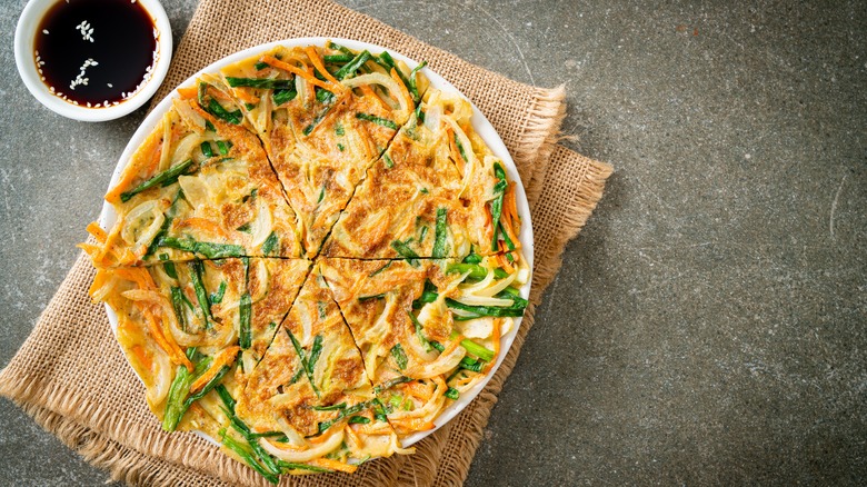 scallion pancake with dipping sauce