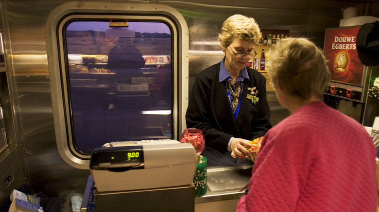 Amtrak cafe car