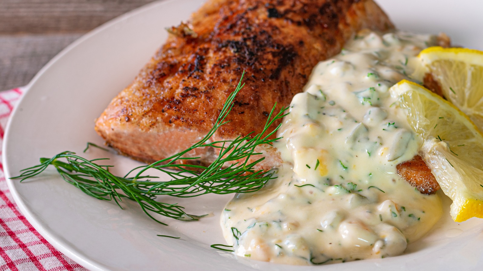 The Difference Between Tartar Sauce And Remoulade