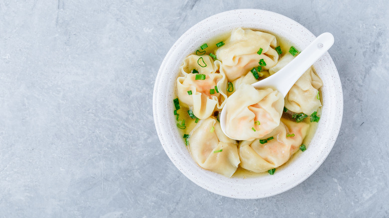 wonton soup