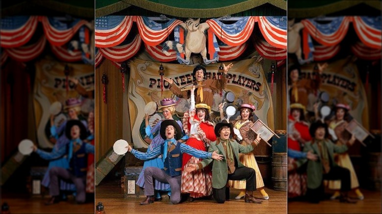 1974 Hoop-Dee-Doo Musical Revue cast