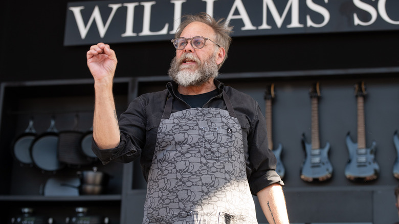 Alton Brown leading a cooking demonstration