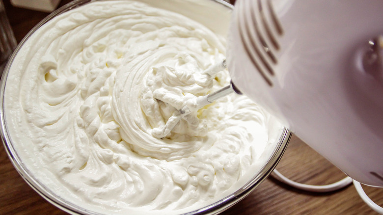 hand mixer whipping whipped cream