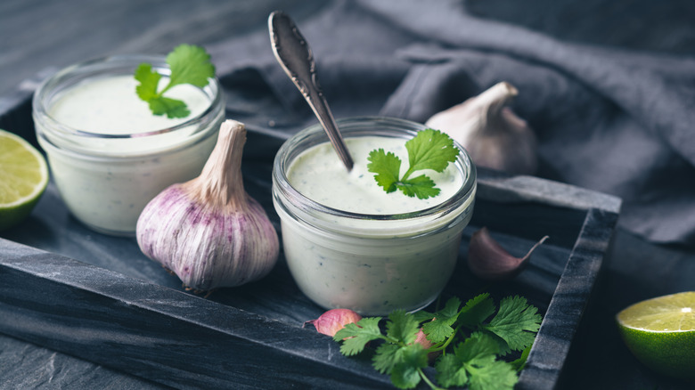 yogurt sauce with garlic