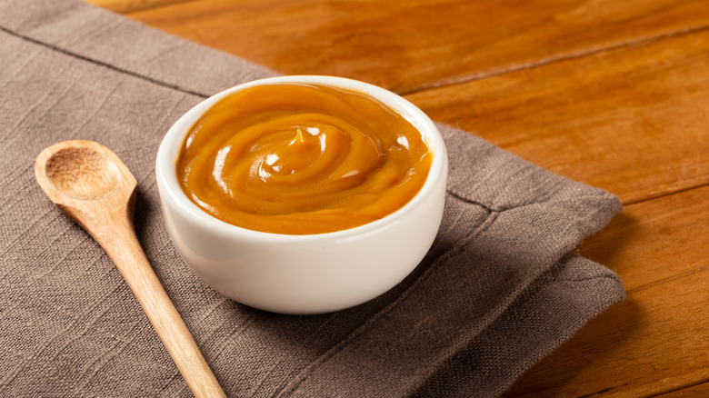 caramel sauce