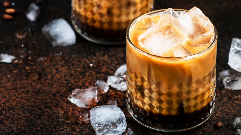 espresso liqueur on rocks