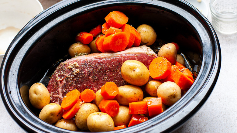 Pot roast in slow cooker