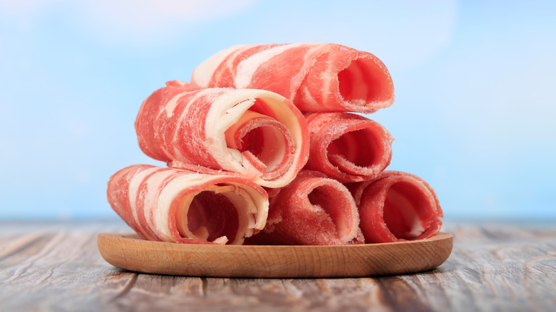 thinly sliced meat