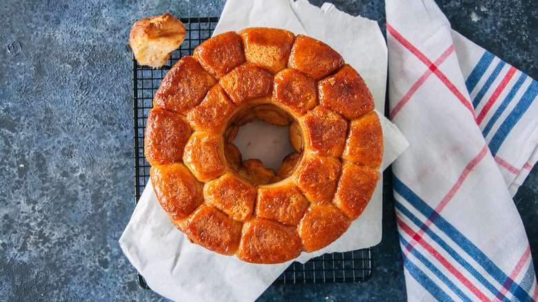 caramel monkey bread