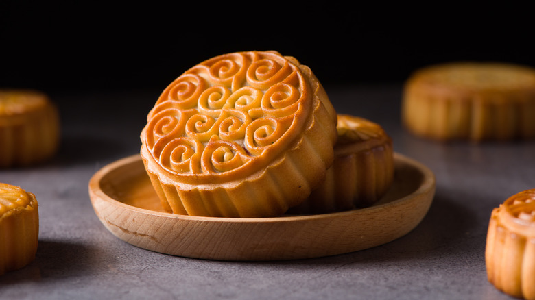 traditional Chinese mooncake