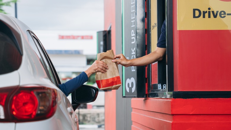 fast food drive thru service