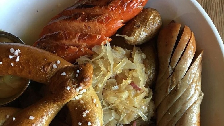 knockwurst and sauerkraut