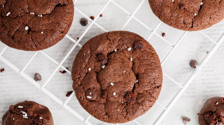 chocolate cookies with flaky salt 