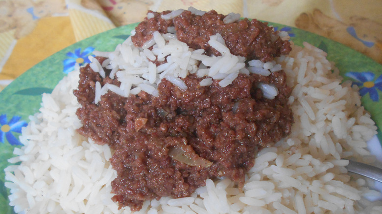 bully beef served on rice