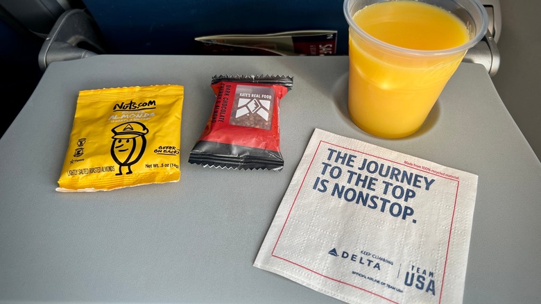 Delta Airlines snacks