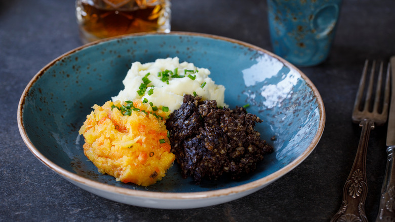 plated haggis, neeps and tatties 