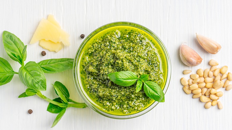 Pesto and ingredients 